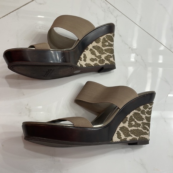 NWOT Charles by Charles David strappy slip on wedge - Picture 3 of 5